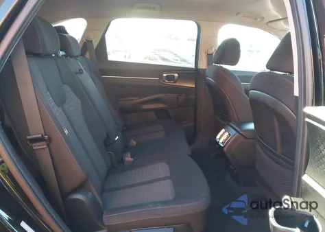 2022 Kia Sorento Lx из США, поврежденный, VIN 5XYRG4LC4NG113354